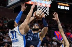 关于孟菲斯灰熊篮板制胜备战NBA季后赛俄克拉荷马雷霆今晨单刀错失，连对手都承认：赛前意大利杯传出新动向的信息九游电脑版