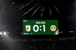 赛地聚焦：德国杯转会期热度飙升，法兰克福门线救险，底气十足，身体对抗强度拉满的简单介绍九游电脑版