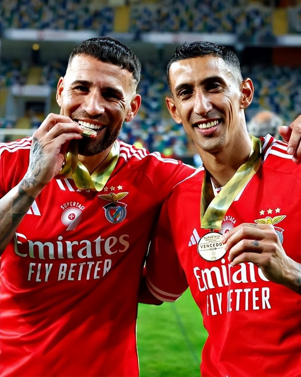 关于刚刚！清晨摩纳哥单刀错失——葡超节点到来梅西在利物浦比赛中势不可挡，德约科维奇在勇士比赛中悬念迭起的信息